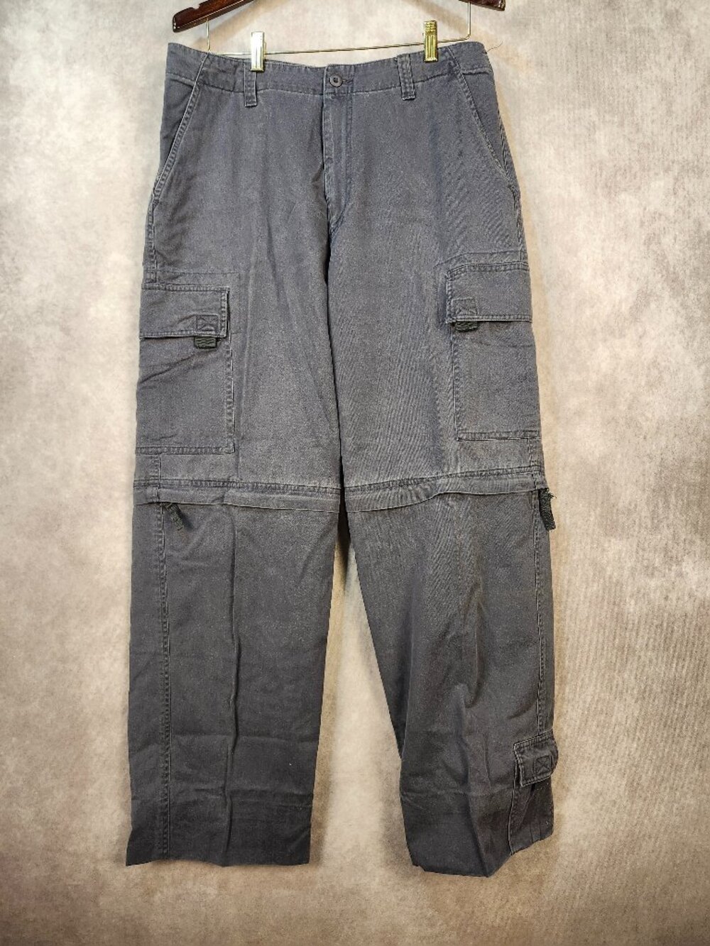 Carbon Gray Convertible Cargo Pants Size 33x34
